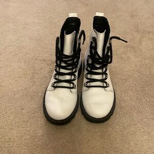 Sorel Women’s Lennox Lace Waterproof Boot